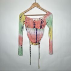 Brand: Win Win Size: Medium Color: Multiple Tie Dye Style: Blouse - Longsleeve Material: 95% Bamboo 5% Spandex Condition: 10/10 New Without Tags #Winwin #Blouse #Longsleeve #Top #Tiedye Fitted Long Sleeve Tops For The Beach, Fitted Long Sleeve Tops For Beach, Fitted Long Sleeve Beach Top, Summer Multicolor Long Sleeve Blouse, Summer Stretch Cotton Long Sleeve Top, Green Stretch Long Sleeve Top For Spring, Cotton Long Sleeve Summer Top, Stretch Cotton Long Sleeve Top For Summer, Fitted Long Sleeve Top For Summer