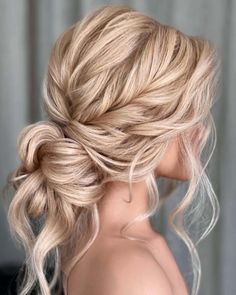 Prom Hair 2022, Prom Hairstyles 2022, Hair 2022, Fishtail Braid, Wedding Hair Inspiration