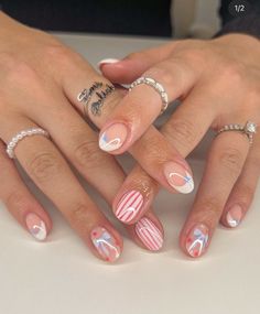 Summer Nails Nail Art, It Girl Lifestyle, Idea Nail, Fourth Of July Nails, 4th Of July Nails, July Nails, Cute Gel Nails