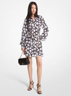 Floral Georgette Dress, Dress Georgette, Minimal Accessories, Bold Floral Print, Georgette Dress, Neck Ties, Shirtdress, Floral Midi Dress, Flared Sleeves