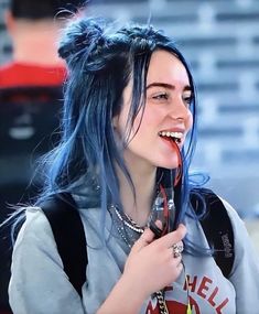 Dark Blue Hair, Colored Hair Extensions, Hair Color Blue, Dye My Hair, Hair Dye Colors, Hair Inspiration Color, Limes, Dark Brown Hair