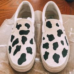 Painting White Vans, Vans Painting Ideas, Painted White Vans, Cow Print Vans, Painting Vans, Vans Shoes Custom