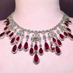 David Morris.. Rubi Necklaces, Ruby Necklace Designs, David Morris, Ruby Jewellery, Accessories Crystal, Royal Jewelry