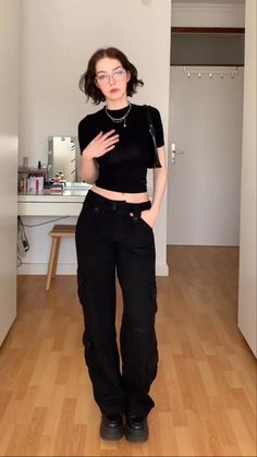 All Black Clothing Aesthetic, Dark Outfit Esthetics, Dark Alternative Outfits, Goth Barista Outfit, Low Key Goth Outfits, Goth Basics Outfit, Casual Goth Outfits Grunge, Clean Goth Aesthetic Outfits, Alt Outfits For Work