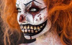 Diy Creepy Clown Costume, Creepy Clown Costume, Clown Costume Diy, Clown Makeup Tutorial, Scary Clown Face, Creepy Clown Makeup, Clown Face Paint, Halloween Makeup Witch, Clown Halloween Costumes