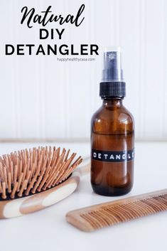 Natural Hair Detangler, Hair Oil Diy, Hair Detangler Diy, Diy Hair Products, Hair Detangler Essential Oils, Diy Detangler, Diy Detangler Spray, Detangler Spray Diy, Daily Essential Oil Routine