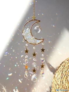 OrcaJump - 1 Piece Moon-Shaped Wall Decoration Crystal Suncatchers Diy, Moon Suncatcher, Stile Boho Chic, Moon Decor, Rainbow Maker, Cute Bedroom Decor, Crystal Prisms, Crystal Suncatchers, Moon Shapes