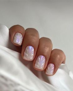 Cute Minimal Chic for Every Season Structure Gel Manicure, Seashell Nails, Fake Nails White, Unghie Nail Art, Milky Nails, Chrome Nails Designs, Short Square Nails, Mermaid Nails, White Nail