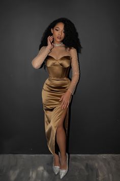 Killy Nude - Olivia Bottega Gold Velour Dress, Gold Satin Dress Outfit, Colorful Formal Outfits, Cocktail Dress Classy Evening Midi, Corset Outfit Dress, Black And Gold Dress Formal Classy, Gold Graduation Dress, Gold Dress Classy, Elegant Dresses Aesthetic