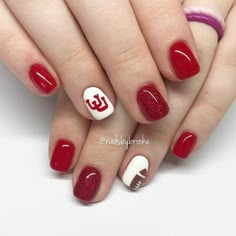 31 Trendy Football Nails - Ak Pal Kitchen Utah Utes Football Nails, College Football Nails Design, Ut Football Nails, Nails For Football Season, Gameday Nails, Uga Nails, Game Day Nails Football, Football Nails With Number, University Of Utah Nails