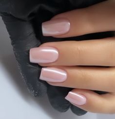 Pink Neutral Nails, Chrome Nails Pink, Pink Chrome Nails, Hello Nails, Nails Now, Cute Gel Nails, Nails Pink, Neutral Nails, Pretty Acrylic Nails