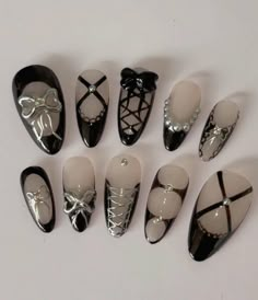 Japan Acrylic Nails, Red Bottom Nails Designs, Ttpd Nail, Black Charm Nails, Goth Nails Simple, Black Grunge Nails, Cyberpunk Nails, Ongles Goth, Fairy Nail Art