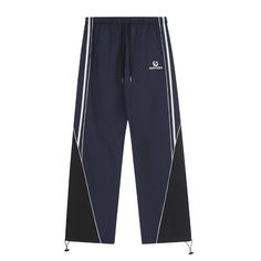 The perfect combination of style and comfort, these sweatpants feature a sleek, modern design with a color contrast panel that adds a pop of color to your outfit. Made from a soft and cozy cotton blend, these sweatpants provide maximum comfort and breathability, making them perfect for lounging or running errands. Features: -70% Polyester, 30% Spandex -Drawstring waistband -Patchwork design -Regular Fit -Street/casual style Free Scarf, Free Socks, Fashion App, Color Contrast, High Fashion Street Style, Patchwork Designs, Drawstring Waistband, Running Errands, Your Outfit