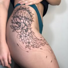 Backpiece Tattoo, Thigh Tattoo Designs, Jellyfish Tattoo, Marquesan Tattoos, Ocean Tattoos, Leg Tattoos Women, Thigh Tattoos Women, Tattoos For Daughters