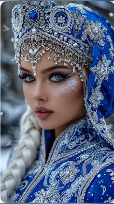 Magic Fantasy Art, ليلو وستيتش, Beauty Magic, Beautiful Photoshoot, Royal Outfits, Head Pieces, Arte Fantasy, Beauty Icons, Princess Charlotte