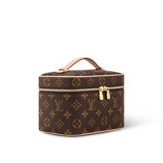 LOUIS VUITTON® - Nice Mini - Monogram Lv Makeup Bag, Louis Vuitton Makeup Bag, Louis Vuitton Makeup, Louis Vuitton Cosmetic Bag, Unrealistic Wishlist, Mini Tela, Mini Toile, Sac Louis Vuitton, Handbags Louis Vuitton