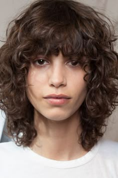 Mica Arganaraz Hair, Mica Arganaraz Haircut, Curly Shaggy Hair, Antonina Petkovic, Mica Arganaraz, Curly Hair Model, Haircuts For Curly Hair