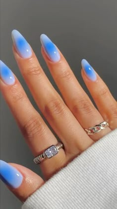 Discover 30 Vacation Nails You Can't Get Around This Year! From vibrant summery nails to stunning vacation nails beach looks, these designs are perfect for your getaway. Embrace beachy nails and cruise nails that capture the essence of your travels. Get inspired by fun luau nails and funky summer nails that make a statement. Whether you're lounging by the ocean or exploring new destinations, these vacation nail designs will keep your style on point all summer long! Fun Vacation Nails Almond Shape, Summer Beachy Nails, Maldives Nails, Nails For Vegas, Luau Nails, Trendy Beach Nails, Cute Beach Nails, Beach Vacation Nails, Beach Nails Designs