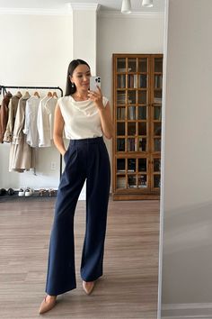 Slacks Summer Outfit, Dress Slacks Outfit Classy, Work Outfits Pants, Summer Work Outfits Formal, Working Pants Women, Basic Corporate Outfits, Corporate Work Wear Women, Dressy Pant Outfits, Styling Tailored Pants