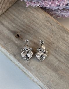 Native American Vintage, Earrings Native American, Native American Necklace, Native American Earrings, Native American Rings, Southwestern Jewelry, Vintage Navajo, Sterling Silber, Jewelry Earrings Studs