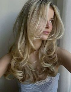 Blonde Thick Hair Cuts, Curly Blowout, 2024 Haircut, Grad Hair, Haircut Idea, Haircut Inspo, Vacation Hairstyles