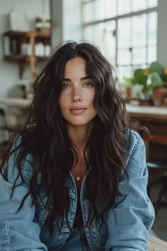 Long Layered Brown Hair, Medium Length Hair Brunette, Long Textured Haircut, Mid Back Length Hair, Wavy Brunette Hair, Pale Skin Dark Hair, Herb Products, Long Wavy Haircuts, Long Messy Hair