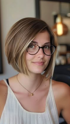 It’s time to embrace your specs and elevate your style game with these 32 sizzling hot hairstyles that are set to dominate 2024. Gone are the days when glasses were seen as a hindrance to Hairstyle For 48 Year Old Woman, Haircut Glasses Women, Lob With Glasses Hairstyles, Short Bob Hairstyles With Glasses, Bob Haircut With Glasses, Best Haircuts For Glasses Wearers, Face Framing Short Hair, Short Haircuts For Straight Hair, Women Wearing Glasses