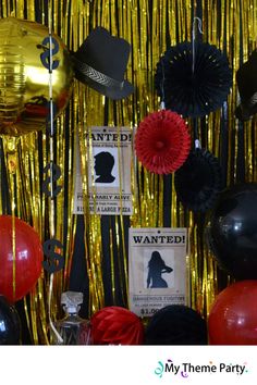 #themafeest #themadecoratie #themabox #party #themaparty #partydecoratie #partybox #maffia #Mystery #wanted #maffiaparty Ganster Party, Maffia Party, Mafia Theme Party, Twenties Birthday, 20s Party Decorations, Costume Party Themes, 18th Party Ideas, Gangster Party