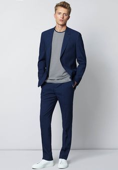 Navy Blue Blazer Outfit Mens, Smart Casual Blue, Navy Blue Blazer Outfit, Blue Blazer Outfit Men, Blue Outfit Men, Classic Blue Suit, Blue Blazer Outfit, Blazer Outfits Men, Light Blue Dress Shirt