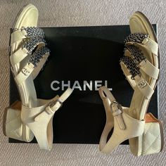 Such A Versatile, Comfortable Chanel Sandal That You Can Dress Up Or Down With Jeans Or A Dress. Color Is A Light Buttery Beige That Chanel Calls White. Chanel Cc Cream, Chanel Cream, Shoes Chanel, Chanel Sandals, Chanel Shoes, A Dress, Chain Strap, Women's Shoes Sandals, Shoes Sandals