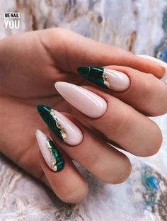 Emerald Green And White Nails, Green And White Nails, Green Nail, Marble Nails, Chic Nails, Nail Polishes