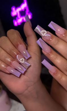 By @dulce.naildit Pink Purple Nail Designs, Purple Square Acrylic Nails, B-day Nails, Purple Nails For Prom, Purple Prom Ideas, Purple Nail Inspo Acrylic, Purple Quince Ideas, Lilac Nail Designs, Nails And Toes Ideas