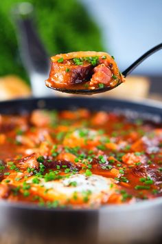 This sausage and baked bean casserole is essentially a full English breakfast in one pot, bacon, bangers, black pudding, beans and tomatoes all cooked together with a little Worcestershire sauce and beef stock... and it's completed by cooking the eggs shakshuka style in the stew.

#breakfastcasserole #breakfaststew #englishShakshuka #onepotbreakfastrecipes #lightlunch #easybreakfast #midweekmeals #weeknightdinners #simplemeals #deliciousdinners #comfortfood #breakfaststew Baked Bean Casserole, Bean Breakfast, Quick Stir Fry Recipes, Sandwich Wraps Recipes, Best Pork Recipe, Fakeaway Recipes, Full English Breakfast, Hearty Dinner, Roasted Meat