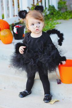 Toddler Cat Costume, Best Toddler Halloween Costumes, 2022 Costume Ideas, Costume Toddler Girl, Candy Halloween Costumes, Nicu Halloween, Black Cat Halloween Costume, Toddler Halloween Outfits, Diy Fantasia