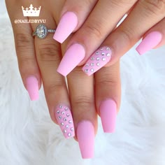 Light Pink Nails With Gems, Aka Nails, Light Pink Nails, Nail Time, Purple Sneakers, Pretty Nail Art Designs, Pretty Nail Art, Nail Designs Glitter, Pink Acrylic Nails