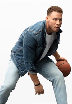 We teamed up with Detroit Pistons’ 6’10” Power Forward, Blake Griffin, for the Levi’s® 502™ Taper — our classic taper for every day. Learn more about Blake’s history with Levi’s®. Classic Taper, Blake Griffin, Detroit Pistons, Year 1, Cropped Style, Levi Strauss, Modern Fit