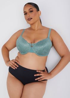 When you feel good, great things happen! Feel as amazing as you look in our lace underwire bra designed with lattice detailing that accents the gentle lift and all-day support. Bra Plus Size, Comfortable Bra, Big Bra, Lace Underwire, Comfortable Bras, Everyday Bra, Things Happen, Ashley Stewart, Underwire Bra