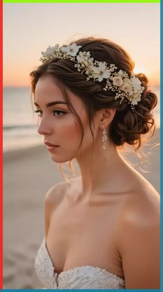 Beach Wedding Hairstyles, Κούρεμα Bob, Wedding Hairstyles Bride, Beach Wedding Hair, Elegant Wedding Hair, Fishtail Braid, Wedding Hair Inspiration, A Wedding Dress