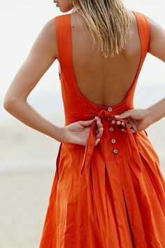 Orange Prom Dresses, Pleated Dress, Dress Patterns, Batik, Boho Fashion, Ball Gowns, Designer Dresses, Casual Dresses, A Woman