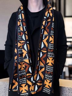 Lovely African print scarf to stay warm during this fall / winter. * Consists of one thick warm anti-pilling fleece layer and one layer of African print fabric (100% cotton) *Adult size: Approximate dimensions: 180cm x 27cm (70 inches x 11 inches) * Washable at 40 degrees Celsius Scarf For Men, African Print Fabric, Scarf Men, Scarf Print, Print Fabric, African Print, 11 Inches, Winter Scarf, Stay Warm