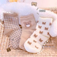 Socks Aesthetic Outfit, Cute Socks Aesthetic, Aesthetic Socks, Socks Aesthetic, Kawaii Socks, Smink Inspiration, Sock Outfits, Kawaii Fashion Outfits, Kawaii Accessories