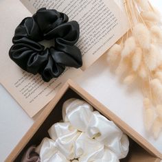 Black Scrunchies, Spring Hair Accessories, Homemade Business, Long Hair Pictures, Best Small Business Ideas, Diy Scarf, Picture Collage Wall, Girly Accessories