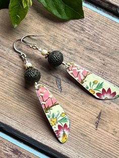 Tin Jewelry, Aluminum Earrings, Recycled Tin, Mixed Media Jewelry, Tin Art, Repurposed Vintage, Ear Candy, Beaded Drop Earrings, Pretty Earrings