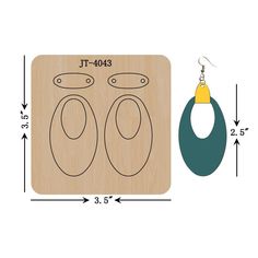 a pair of wooden earrings is shown next to the measurements for each earring in this drawing