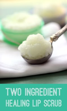 Heal Dry Lips with this 2 Ingredient Scrub Diy Sugar Scrub Recipe, Lip Scrub Recipe, Lip Scrub Homemade, Lip Scrub Diy, Sugar Scrub Recipe, Sugar Scrub Diy, Lip Scrubs, Sugar Lip Scrub, Diy Scrub