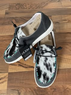 Hey Dudes Custom, Hey Dudes Cow Print, Cow Hey Dudes, Heydude Shoes Womens, Country Shoes Women, Cute Western Shoes, Western Shoes Womens, Womens Hey Dudes