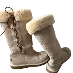 Great Condition Fully Lined Super Fluffy Lace Ugg Boots, Brown Winter Boots With Faux Fur Trim, Winter Lace-up Boots With Faux Fur Lining, Ankle-high Leather Boots With Faux Fur Lining, Brown Lace-up Boots With Faux Fur Trim, Ugg Shoes, Womens Uggs, Ugg Boots, Lace Up Boots