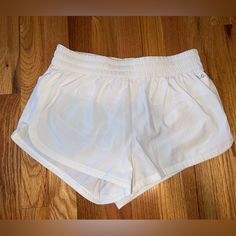 Never Worn Dicks Sporting Goods Athletic Shorts White Summer Activewear Shorts, Summer White Short Activewear, White Athletic Shorts, Good Clothes, Outfit White, Shorts Outfit, Shorts Athletic, Summer Clothes, Athletic Shorts