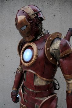 steampunk Darth Vader Helm, Steampunk Iron Man, Steampunk Projects, Steampunk Kunst, Iron Man Cosplay, Steampunk Outfits, Ironman Costume, Amazing Halloween Costumes