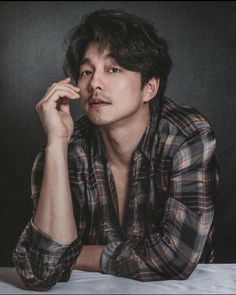 Gong Yoo Goblin Wallpaper, Goblin Wallpaper, Gong Yoo Smile, Zayn Malik Pics, Makeup Secret, Francisco Lachowski, Never Enough